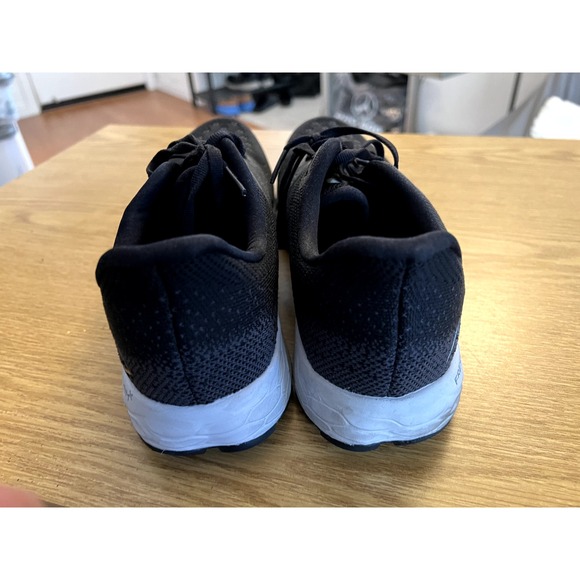 New Balance Men's Fresh Foam Shoes Size 10.5 Black - Picture 4 of 5